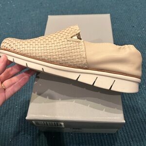 THE FLEXX Beige Woven Slip-On Loafers